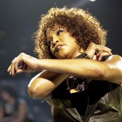 Narkoba Hancurkan Karier Gemilang Whitney Houston