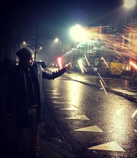 'Happy new year from den haag!!!! Skrg aku main kembang api yg kurang cm ga ada @febbyrastanty :( wish you were here love!! I miss you wifie!!!' tulis Derby Romero. (Instagram).