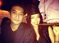 Velove Vexia pastinya juga merayakan tahun baru dengan orang yang spesial. (Instagram).