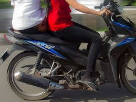 Wanita Dibonceng Menyamping, Klaim Asuransi Bisa Ditolak Lho...