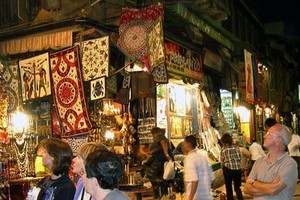 10 Kota dengan Pasar Terbaik di Dunia Favorit Wisatawan