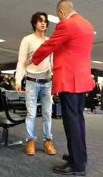 Astaga! Bintang Twilight Ini Pipis Sembarangan