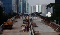 Pemerintah mengalokasikan rencana anggaran pembangunan infrastruktur jalan 2013 sebesar Rp 32,7 triliun.
