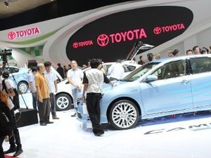 Orang Indonesia Makin Banyak Beli Mobil Toyota