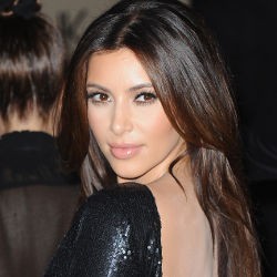 Dari Kehamilannya, Kim Kardashian Bisa Raup Rp 154,4 Miliar