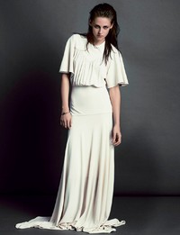 Kristen dalam balutan dress Balenciaga dari Nicolas Ghesquiere. Inez & Vinoodh/V Magazine.