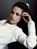 Tatapan Tajam & Sensual Kristen Stewart