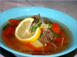 Segarnya Sup Merah Dengan Lemon!
