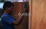 Menyulap Lemari Bekas Menjadi Uang