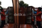 Menyulap Lemari Bekas Menjadi Uang
