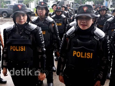 Polwan Anti Huru-Hara Siap Amankan Pilkada Sulsel