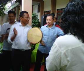 Kerap Kram Usai Kecelakaan, Dahlan akan Periksa Kesehatan di Surabaya 