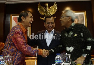 Agus Hermanto Tunggu Keputusan SBY Soal Menpora Baru