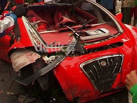 Roy Suryo: Rem Tucuxi Blong karena Pedal Rem Diinjak Terus