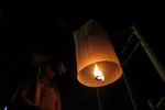 Ayo Terbangkan Lentera Kertas di Loy Krathong!