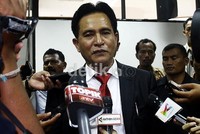 Yusril Ihza Mahendra memberikan keterangan pers seusai bersaksi untuk Hartati. Ramses/detikFoto.