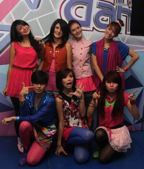 Personel Super Girlies Diperbolehkan Pacaran