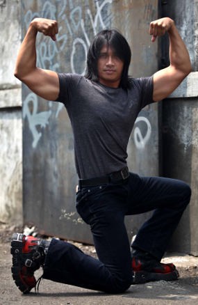 Pernah Dibayar Terima Kasih, Agung Hercules Kini Bertarif Puluhan Juta