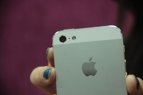 Saatnya Move On ke iPhone 5?