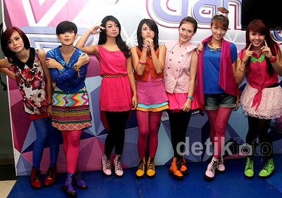 Centilnya Para Personel Super Girlies