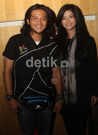 Ramon dan Qory saat ditemui di Nutz Culture, Senayan City, Jakarta, Senin (7/1/2013). Gusmun/detikHOT.