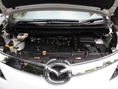 Pertarungan Toyota NAV1, Mazda Biante dan Nissan Serena