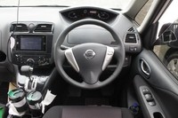 Pertarungan Toyota NAV1, Mazda Biante dan Nissan Serena