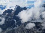 Dahsyatnya Salju Puncak Carstenz & Puncak Jaya