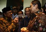 Petinggi Demokrat Nonton Habibie & Ainun