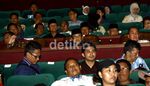 Petinggi Demokrat Nonton Habibie & Ainun