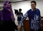Nazar Bersaksi untuk Istrinya