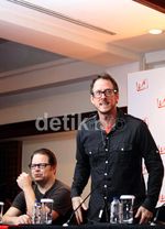 Siap Saksikan Konser Weezer Nanti Malam?