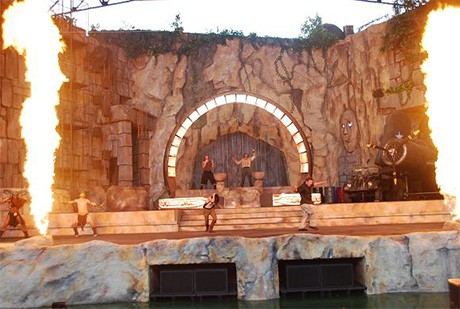 Crazy Highest Longest Slide dan Treasureland