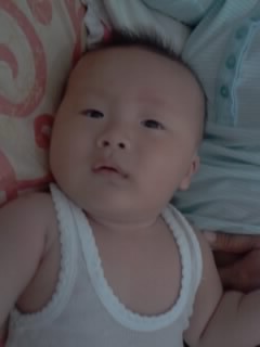 Dylan Isyatia, 8 Bulan, Lelaki