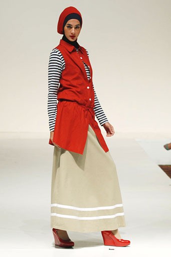 Up2Date by Irna Mutiara Retrospection. Ballroom Hotel Mulia. Senayan. Jakarta. [Photo: Agung Prambudhy/Wolipop]