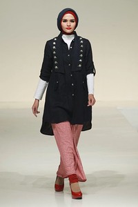 Up2Date by Irna Mutiara Retrospection. Ballroom Hotel Mulia. Senayan. Jakarta. [Photo: Agung Prambudhy/Wolipop]