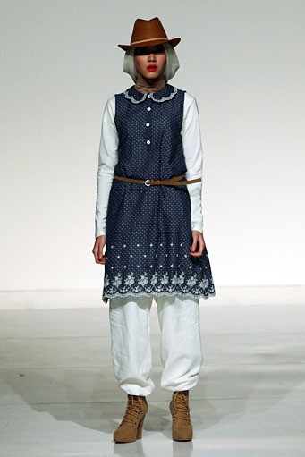 Up2Date by Irna Mutiara Retrospection. Ballroom Hotel Mulia. Senayan. Jakarta. [Photo: Agung Prambudhy/Wolipop]