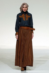 Up2Date by Irna Mutiara Retrospection. Ballroom Hotel Mulia. Senayan. Jakarta. [Photo: Agung Prambudhy/Wolipop]