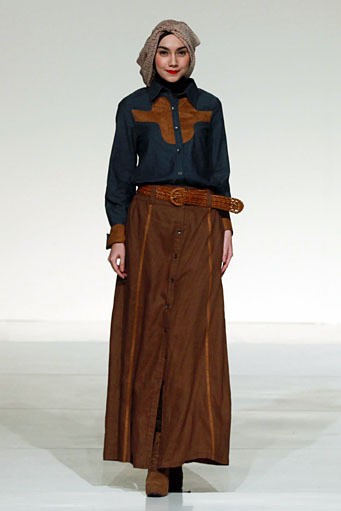 Up2Date by Irna Mutiara Retrospection. Ballroom Hotel Mulia. Senayan. Jakarta. [Photo: Agung Prambudhy/Wolipop]