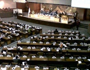 Marzuki Alie Minta BK Beri Sanksi Anggota DPR Pembolos