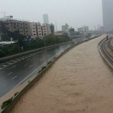 Cuaca Buruk & Banjir Lumpuhkan Tel Aviv Israel