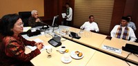     Rapat ini dihadiri oleh Menko Perekonomian Hatta Rajasa, Menteri BUMN Dahlan Iskan, Menteri Keuangan Agus Martowardojo, Kepala Badan Perencanaan Pembangunan Nasional Armida Alisjahbana, dan Gubernur DKI Jakarta Joko Widodo.