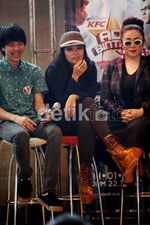 Sepatu Batik Tantri Kotak