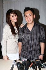 Vanilla 7Icons & Calon Suami