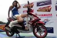 Mengusung tagline Keren, Cepat, Canggih, matik injeksi ketiga Yamaha ini memiliki desain bodi yang sporti dan agresif.