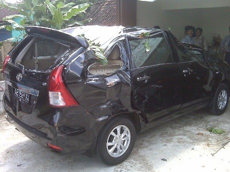 Angin Kencang Landa Bantul, Belasan Rumah Rusak Tertimpa Pohon Tumbang