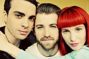 Hayley Williams Mengaku Paramore Pernah Nyaris Bubar