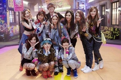Coba Gaya Baru, SNSD Tak Takut Dibandingkan dengan Grup Lain