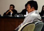 Amran Batulipu Dituntut 12 Tahun Penjara