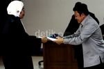 Amran Batulipu Dituntut 12 Tahun Penjara